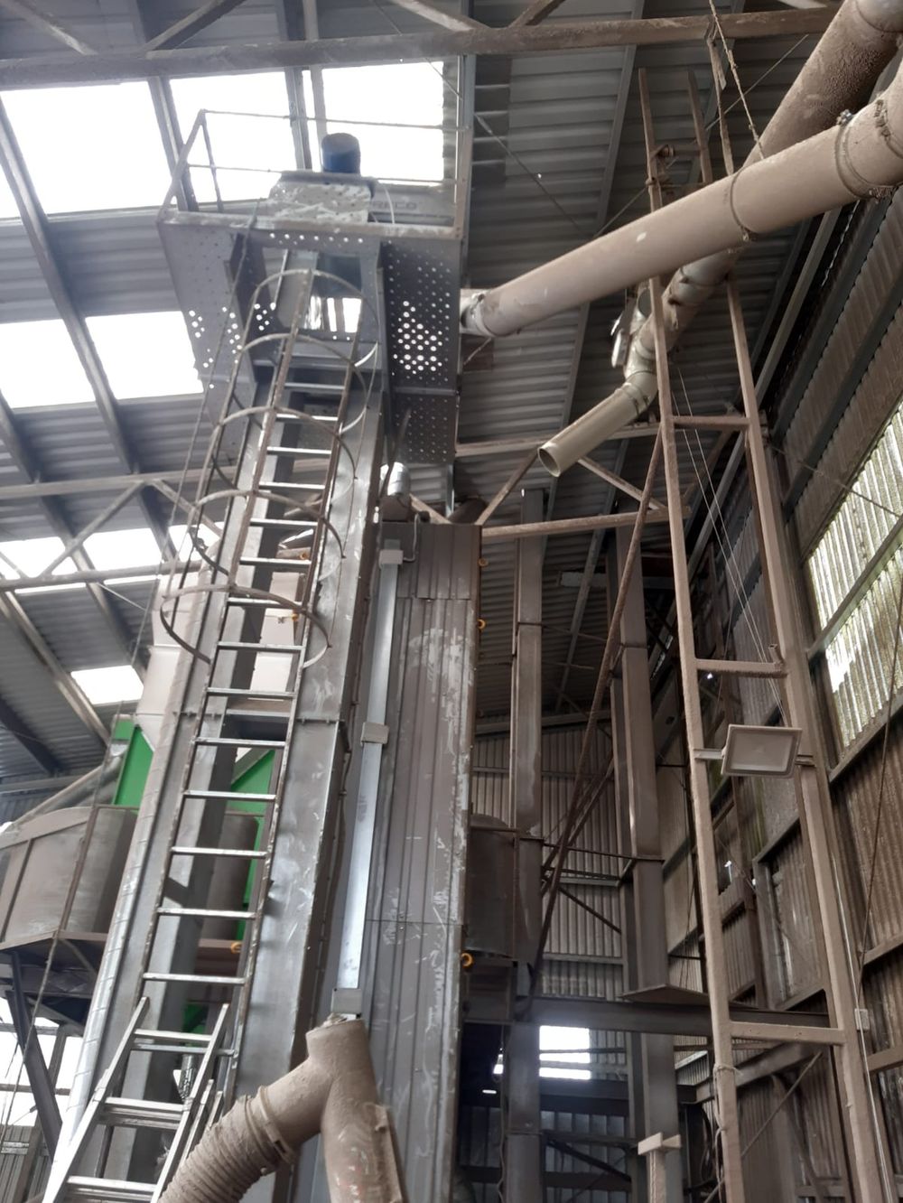 TERSECTS-8 grain cleaning tower